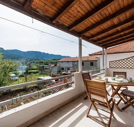 Apartments Lima Lazaneo Jelsa (Hvar) Exterior foto
